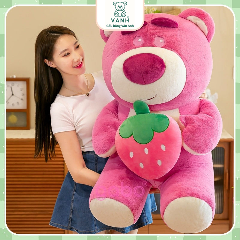 Xưởng sản xuất kinh doanh thú bông quà tặng Quảng Châu cao cấp Gấu Bông Losto Dâu Ôm Quả Dâu Mặt Tròn - Gấu Dâu Lông mịn