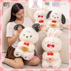 Gấu Bông Thỏ Trắng Ôm Bánh Dâu, Thỏ Mặt Cười Cầm Bánh 3 Gấu Bông Thỏ Trắng Ôm Bánh Dâu, Thỏ Mặt Cười Cầm Bánh